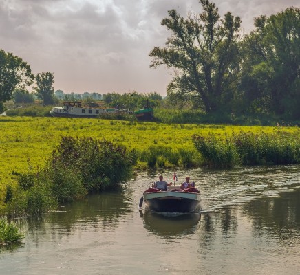 Noord-Brabant Varen_Biesbosch_AdobeStock_287778500 verkleind.jpg